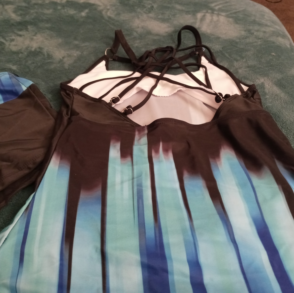 Bathing suit